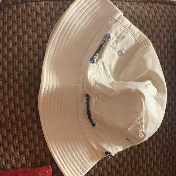 Hat - Picture 1 of 2